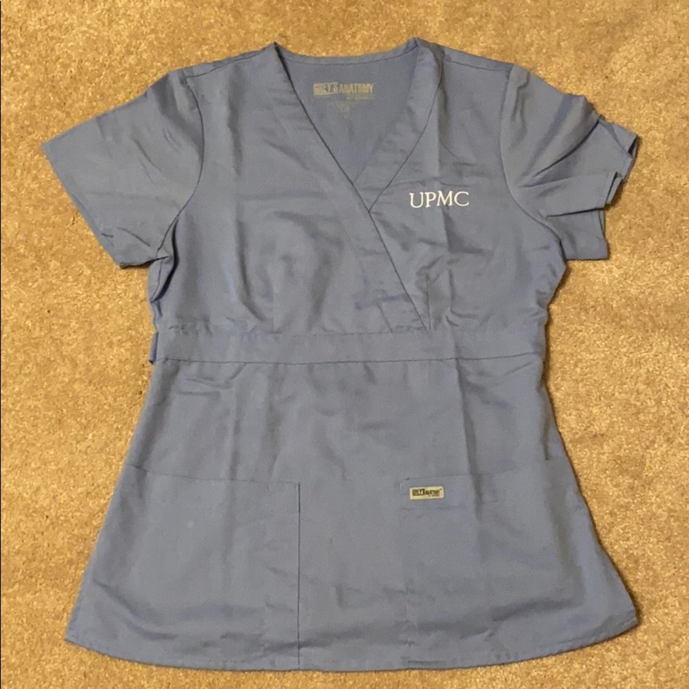 Grey’s Anatomy badly blue scrub top